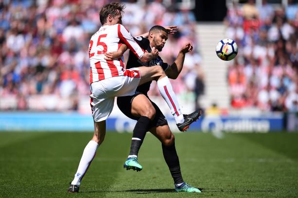 马竞以其坚 马竞以其坚